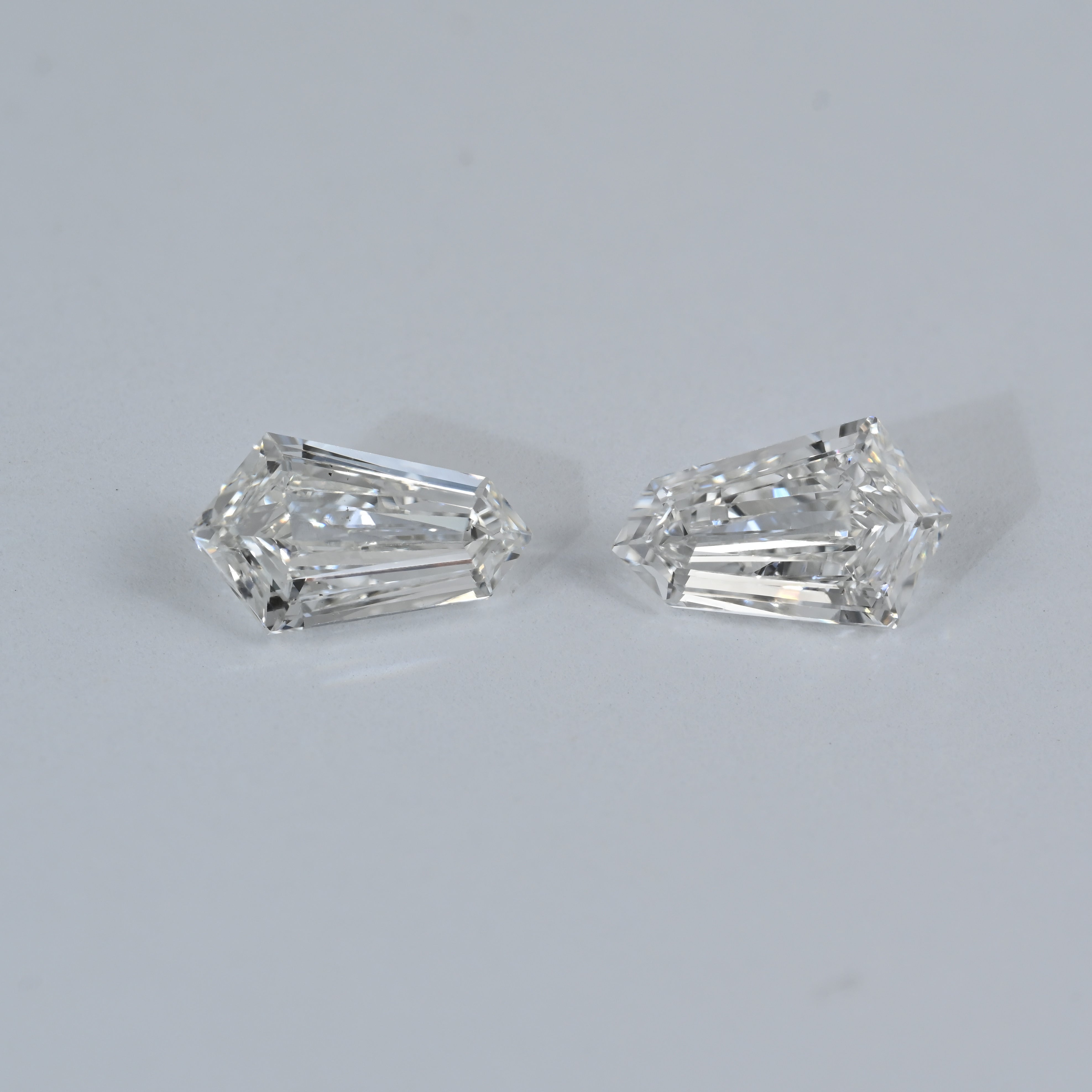 1.39 Carat Tie Shape Natural Diamonds Pair – G/H Color, VVS2/VS2 Clarity
