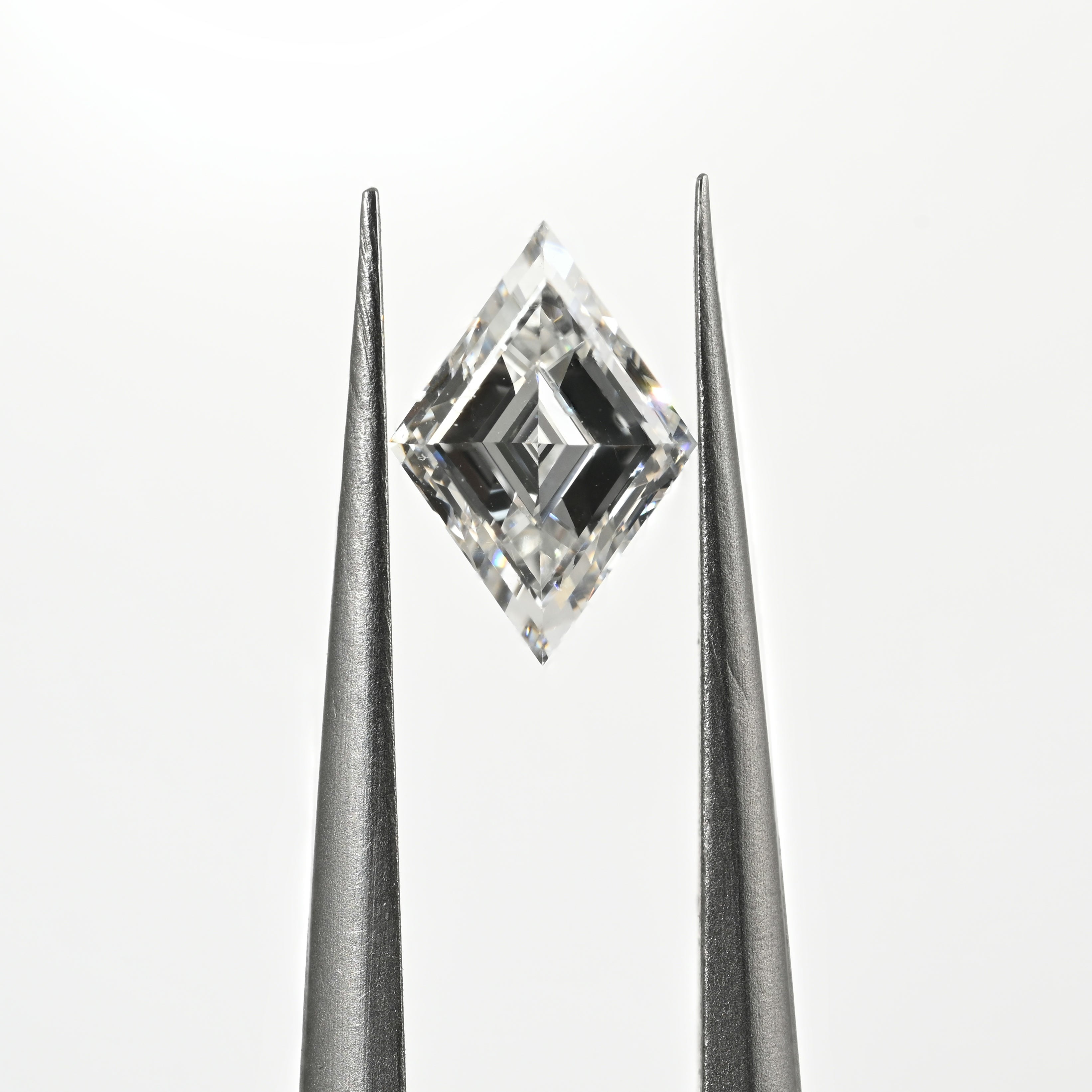 0.72 Carat Kite Shape Natural Diamond – E Color, VS2 Clarity