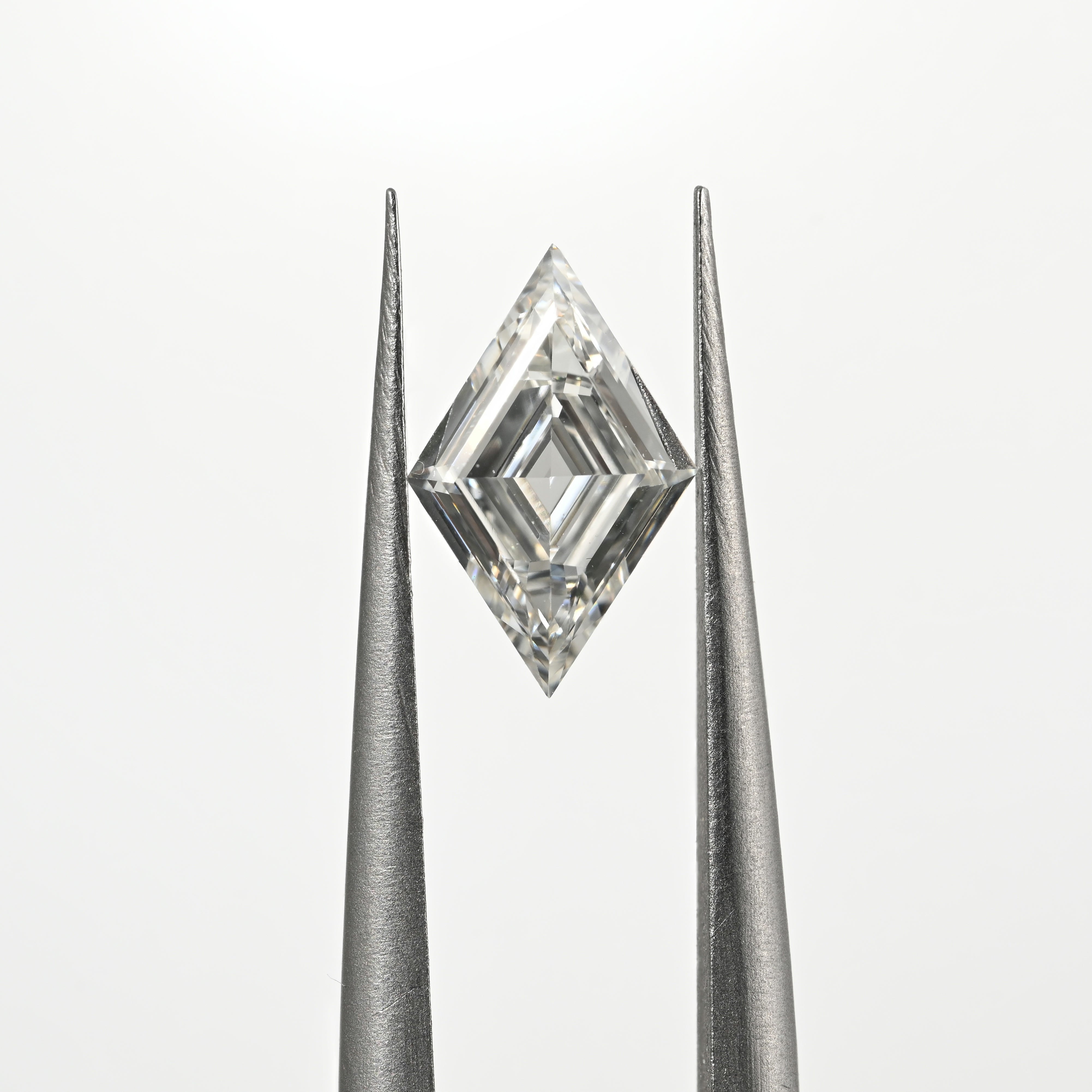 0.69 Carat Kite Shape Natural Diamond – H Color, VS1 Clarity
