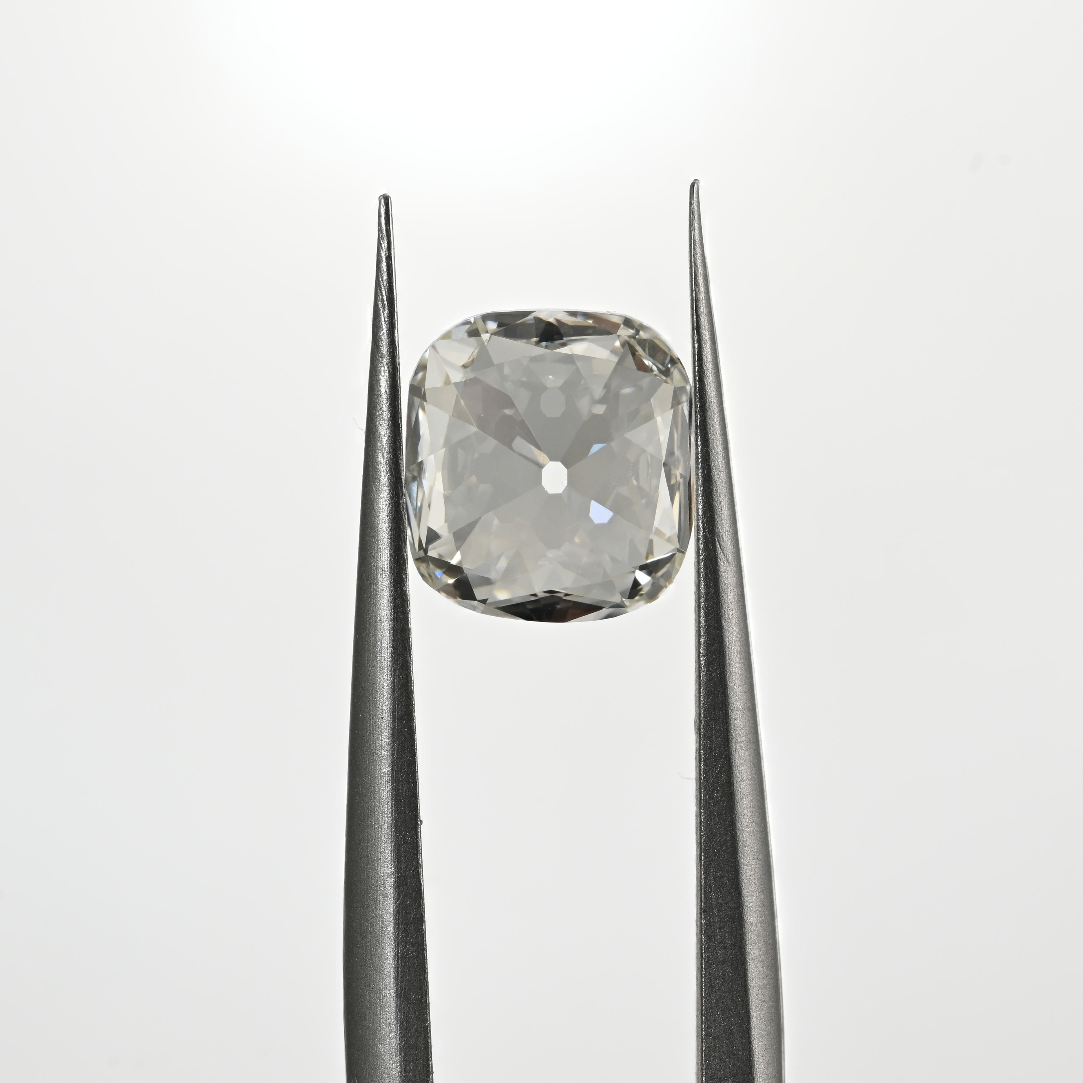 1.42 Carat Old Cut Cushion Natural Diamond – I Color, VS2 Clarity