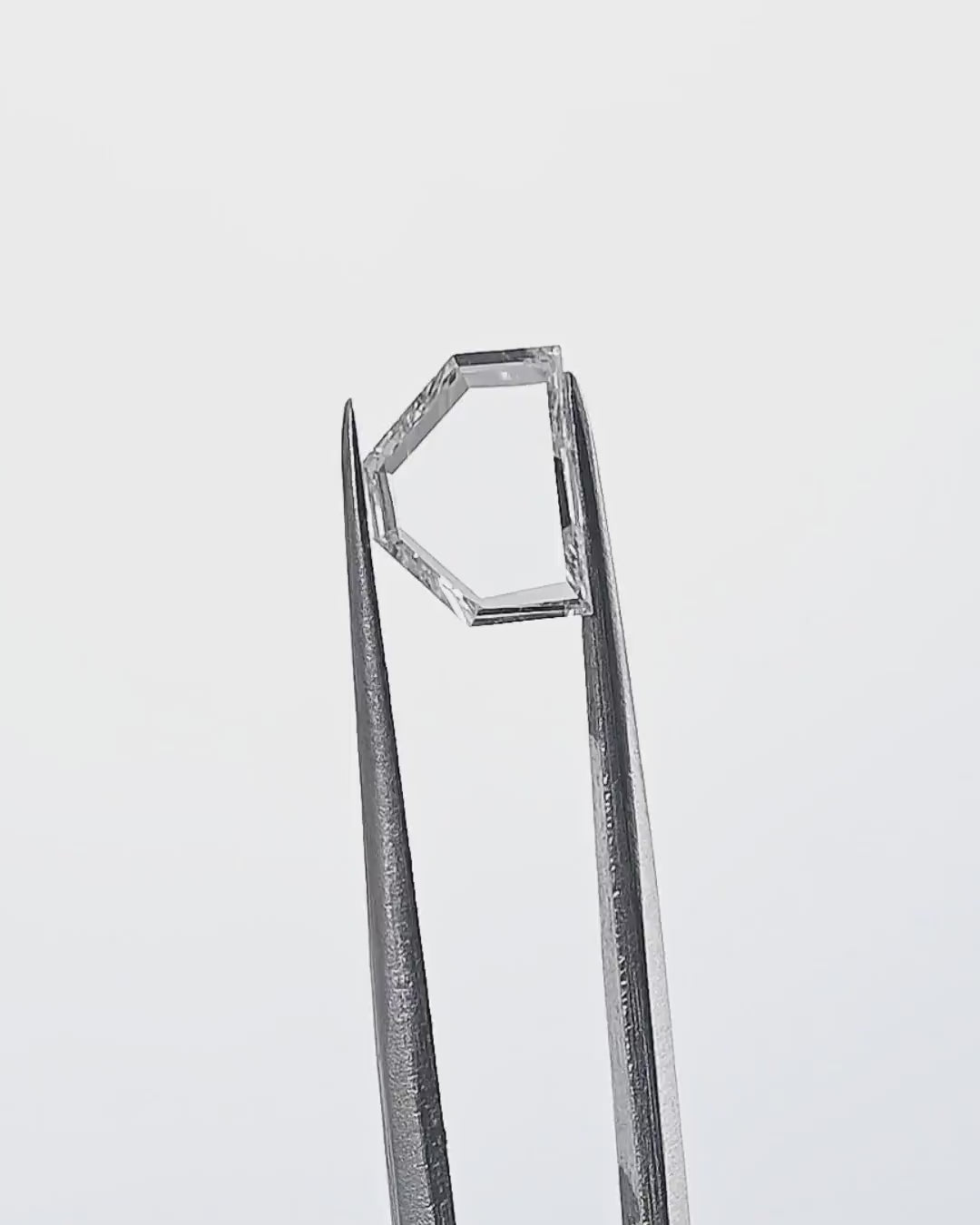 0.90 Carat Portrait Shape Natural Diamond – F Color, SI1 Clarity