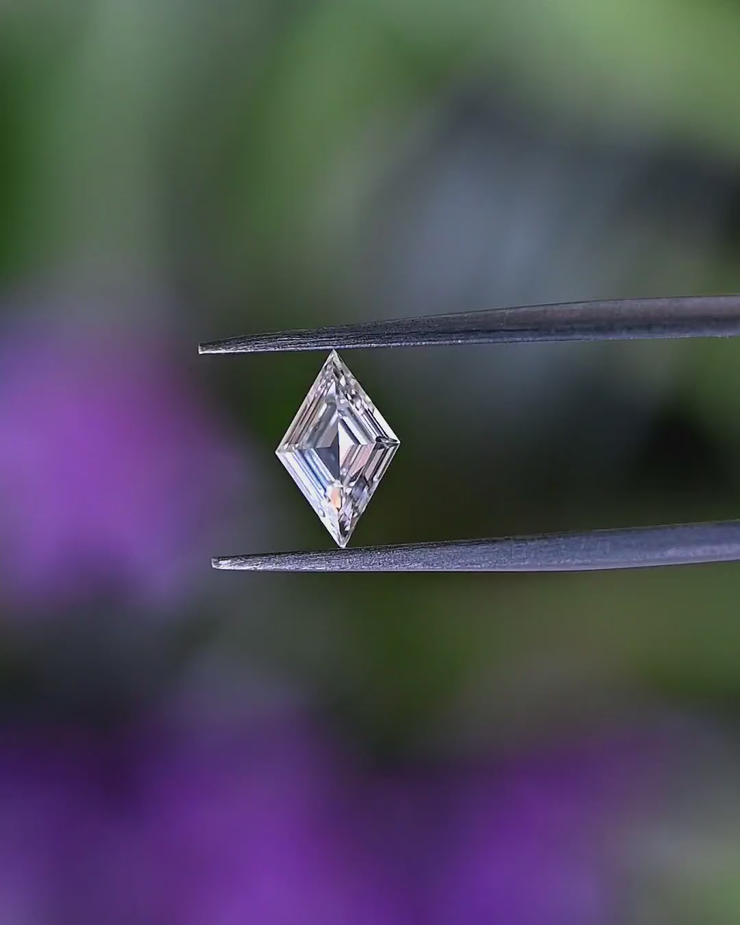 0.69 Carat Kite Shape Natural Diamond – H Color, VS1 Clarity