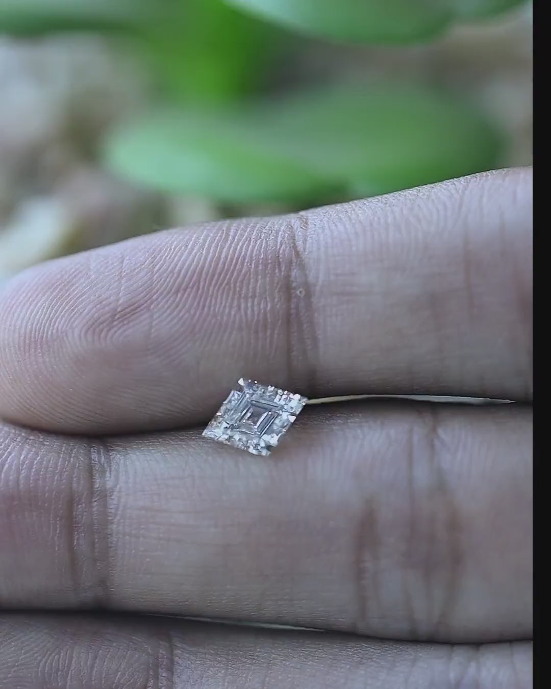 1.05 Carat Kite Shape Natural Diamond – F Color, VS1 Clarity