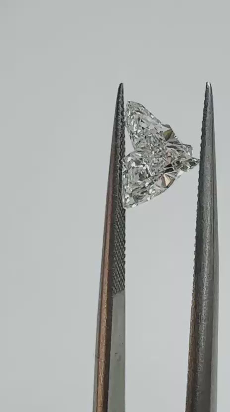 0.92 Carat Horse Head Shape Natural Diamond – F Color, VS1 Clarity
