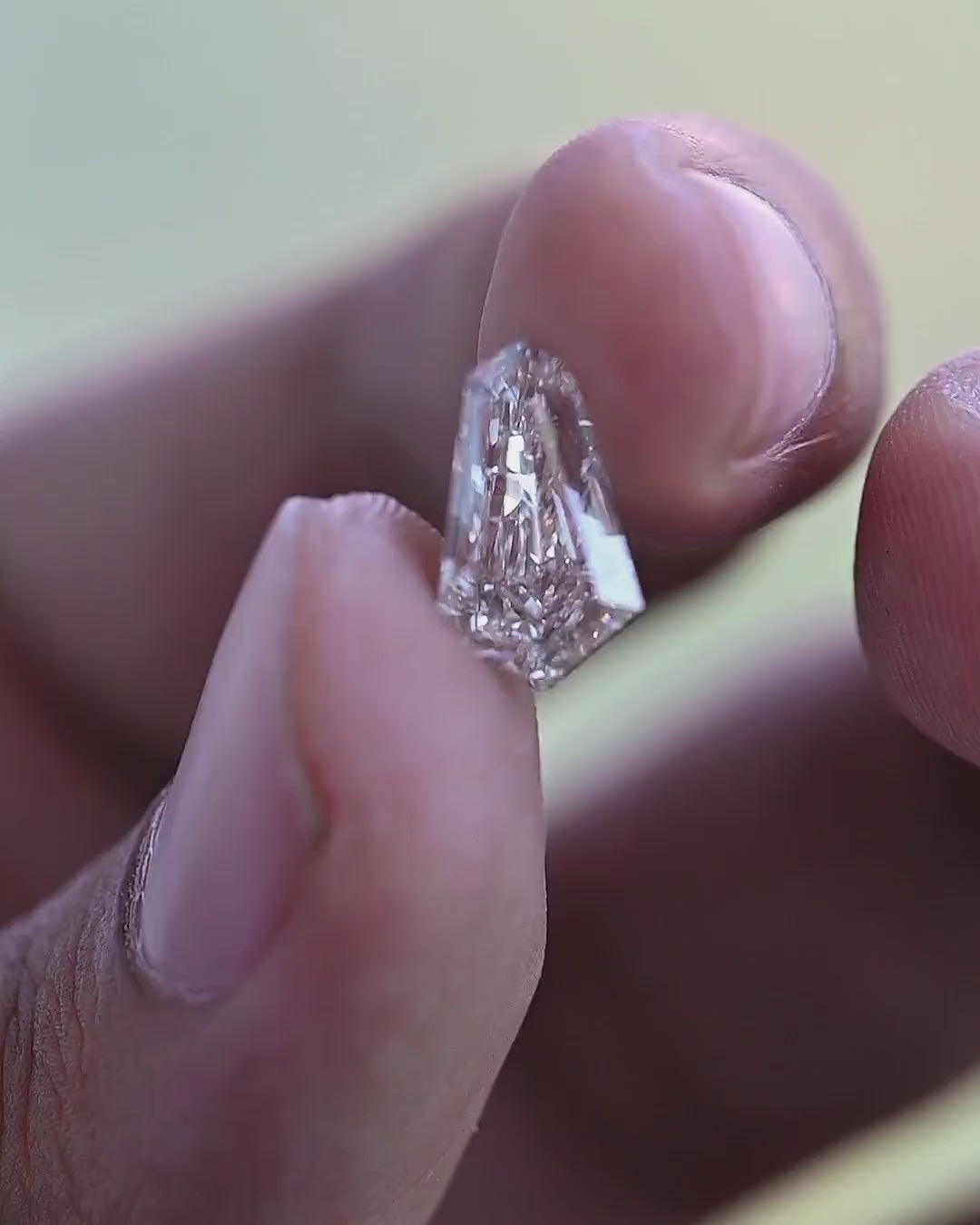 2.08 Carat Tie Shape Natural Diamond – I Color, VVS2 Clarity