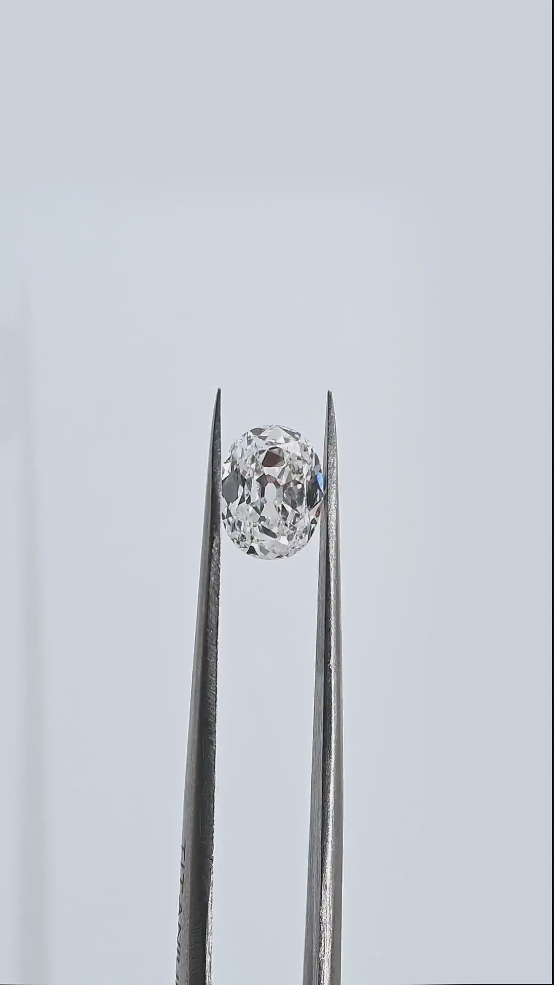 1.34 Carat Old Cut Oval Shape Natural Diamond – G Color, VVS2 Clarity