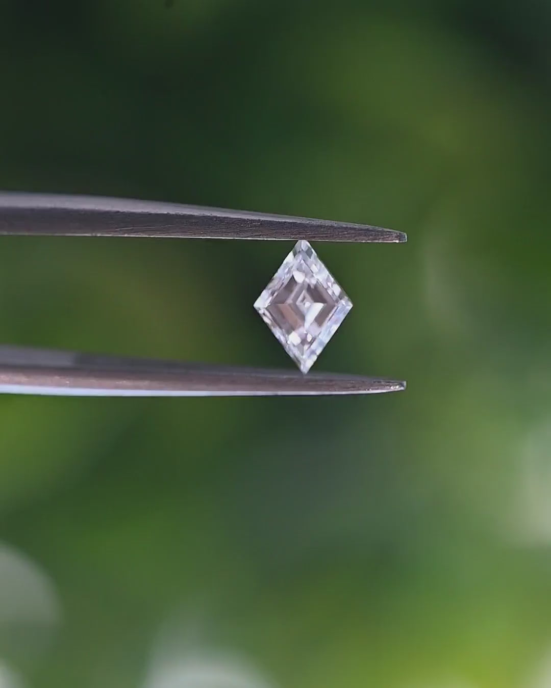 0.72 Carat Kite Shape Natural Diamond – E Color, VS2 Clarity